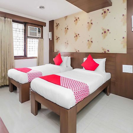 Oyo 17278 Hotel Srinivas Mangalore Extérieur photo